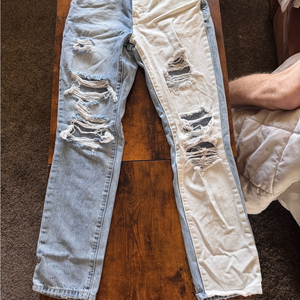 Stylish Two-Tone Ripped Women's Jeans